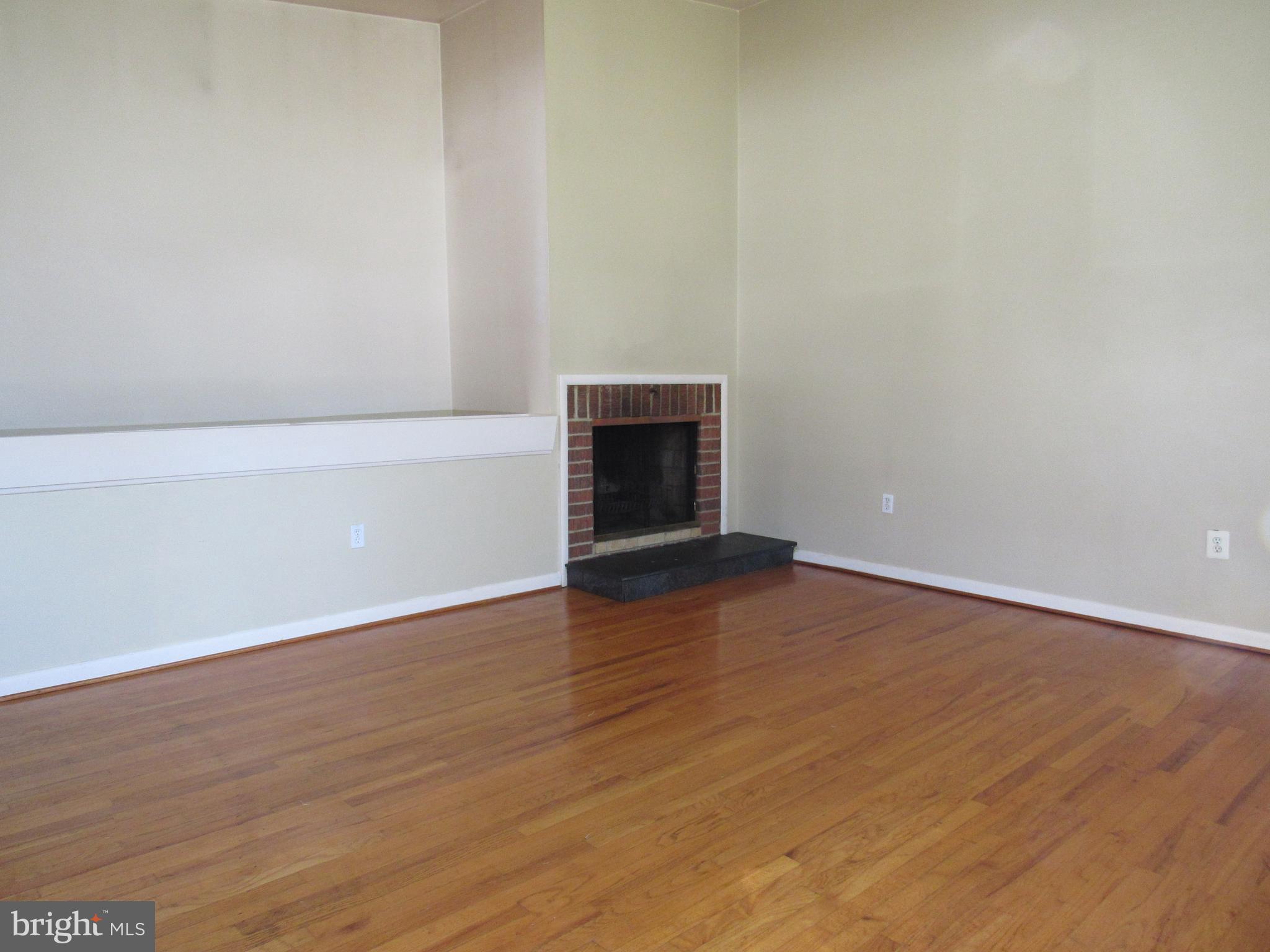 8116 Scotts Level Road Baltimore, MD 21208 - Photo 2 of 37 Living Room