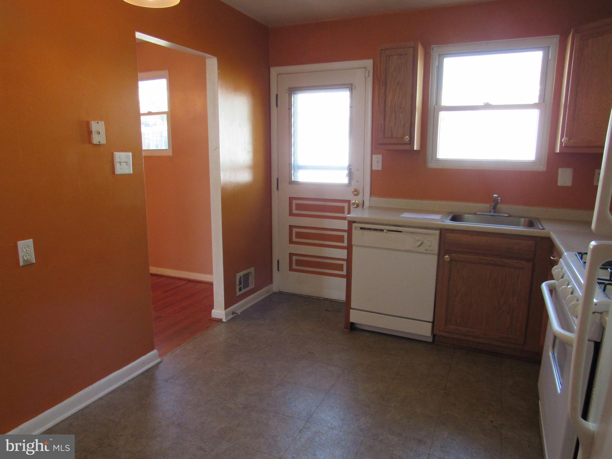 8116 Scotts Level Road Baltimore, MD 21208 - Photo 14 of 37 Kitchen