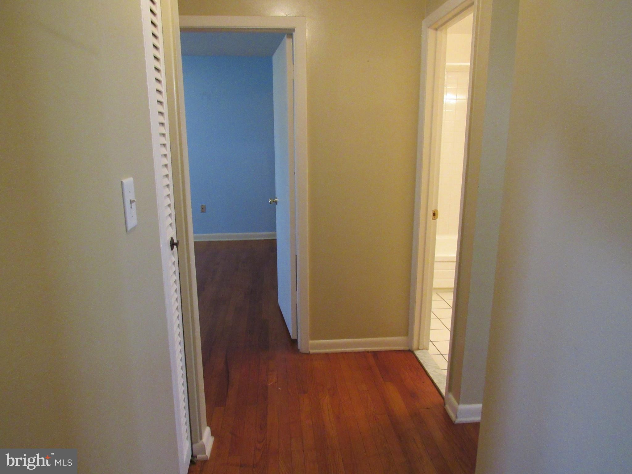 8116 Scotts Level Road Baltimore, MD 21208 - Photo 27 of 37 Hallway