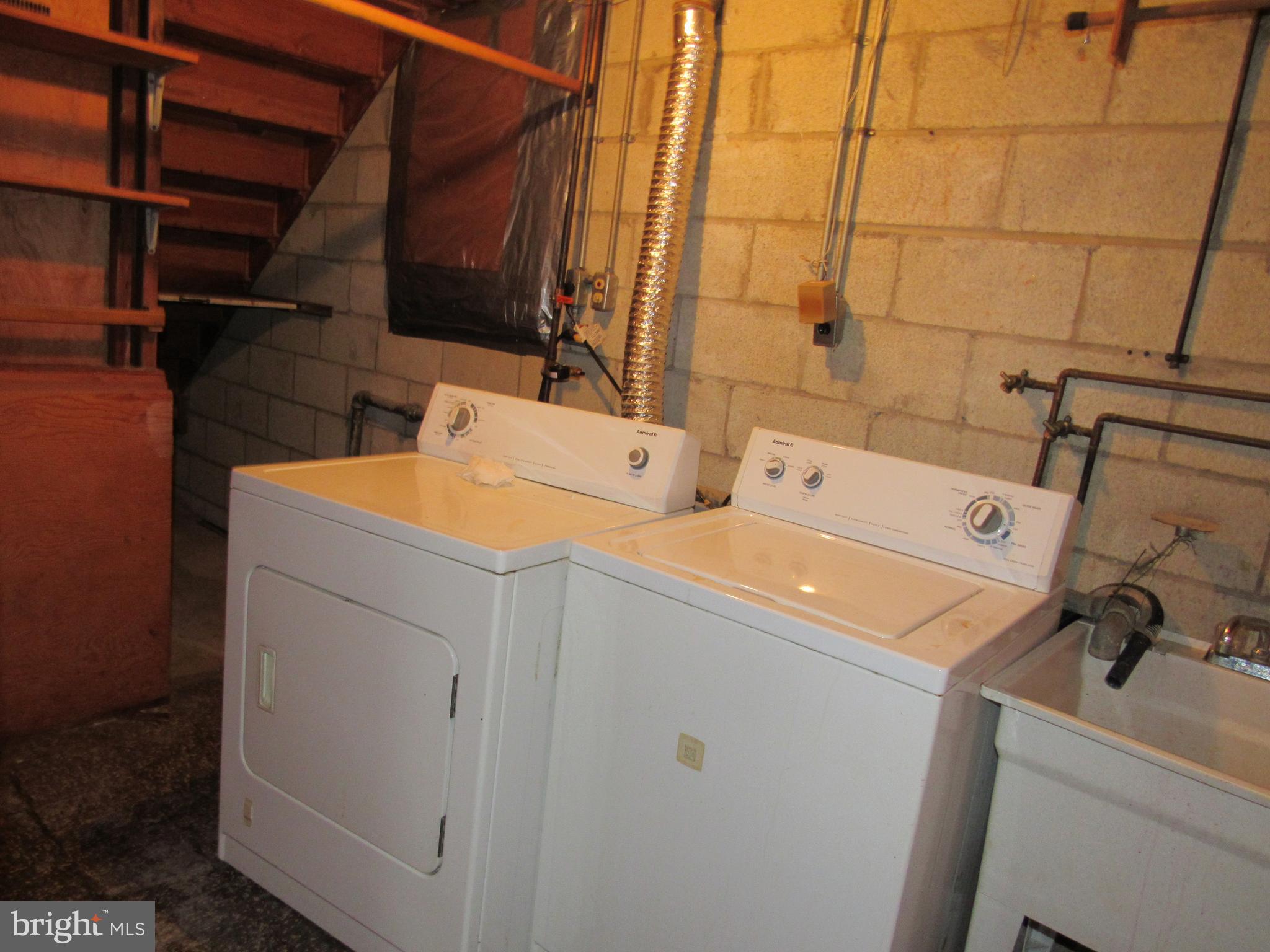 8116 Scotts Level Road Baltimore, MD 21208 - Photo 31 of 37 Laundry Room