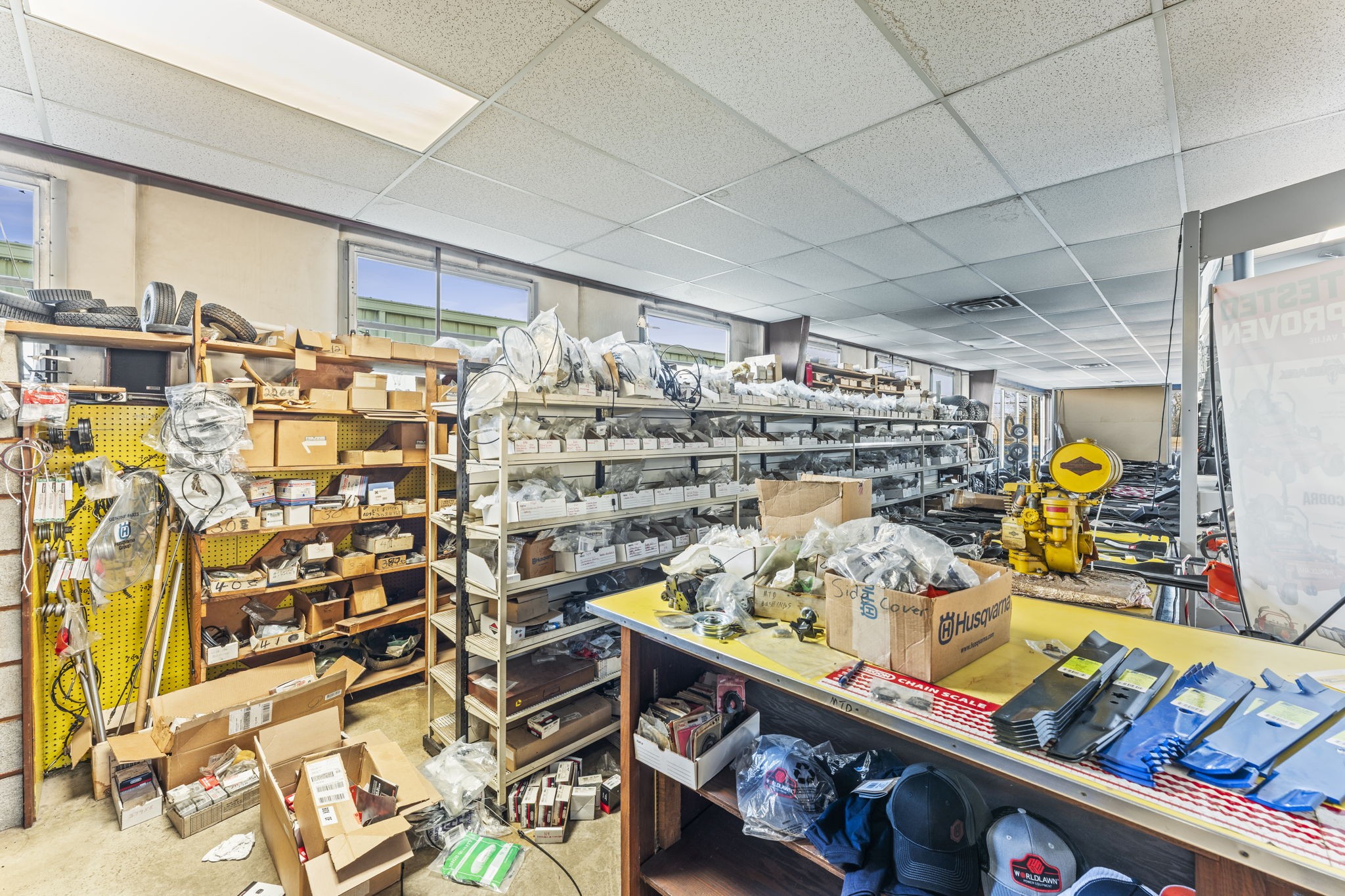 918 South College Street Winchester, TN 37398 - Photo 19 of 44 a view of storage and utility room