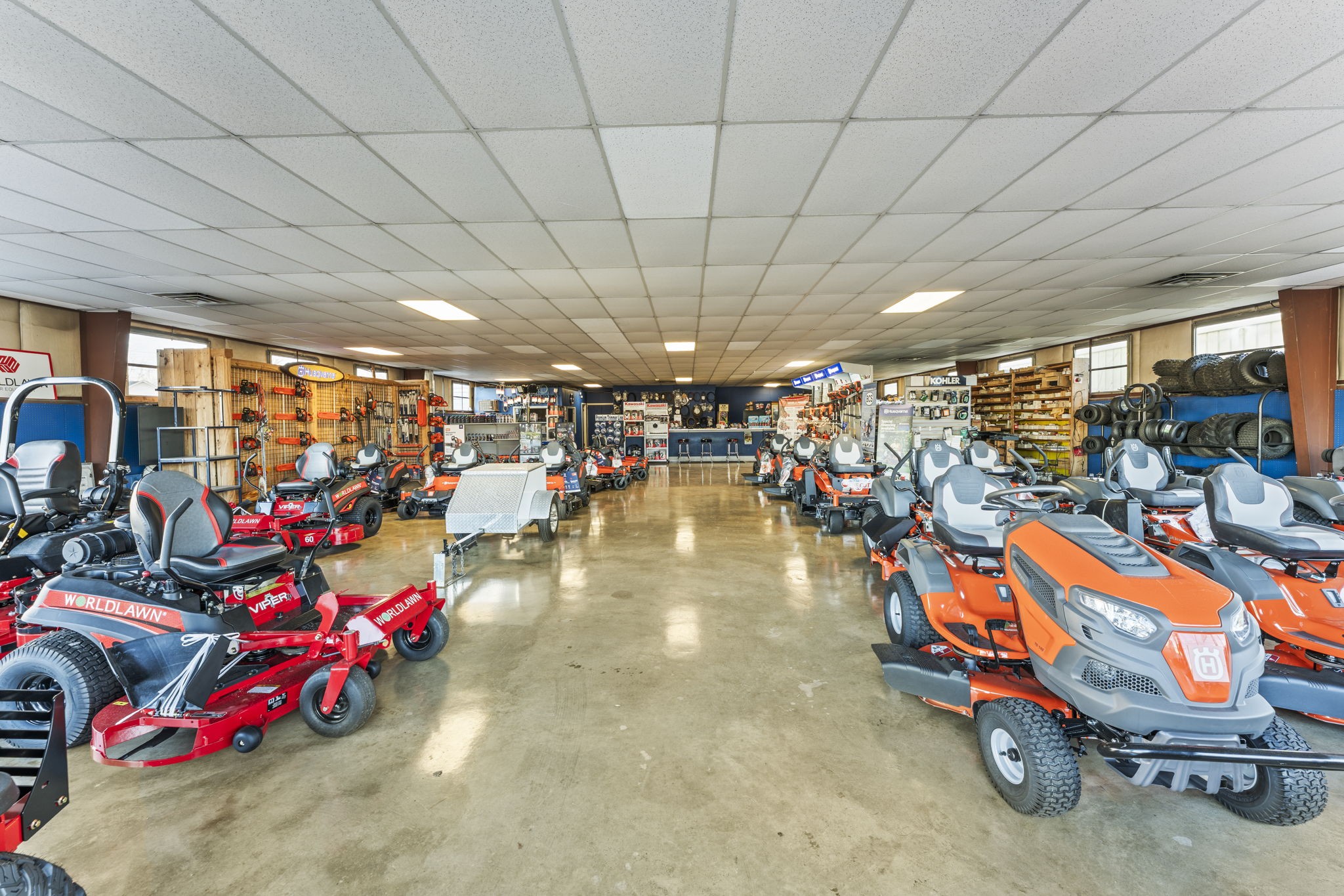 918 South College Street Winchester, TN 37398 - Photo 7 of 44 a view of a room with gym equipment