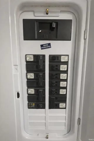 $189,900 | 2666 East 550 South, Washington, IN 47501