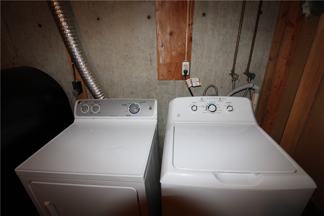 4112 Flat River Road Coventry, RI 02827 - Photo 33 of 37