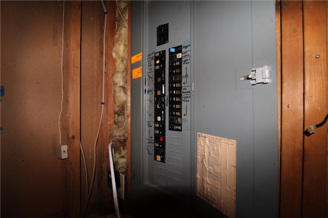 4112 Flat River Road Coventry, RI 02827 - Photo 34 of 37