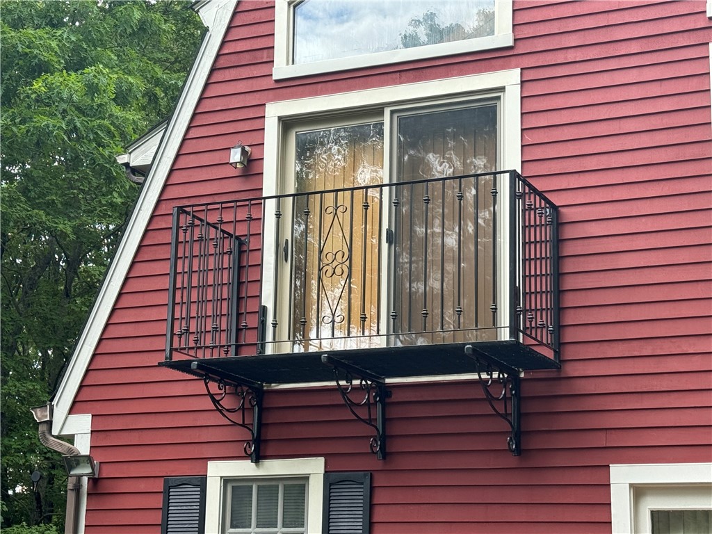 4112 Flat River Road Coventry, RI 02827 - Photo 5 of 37