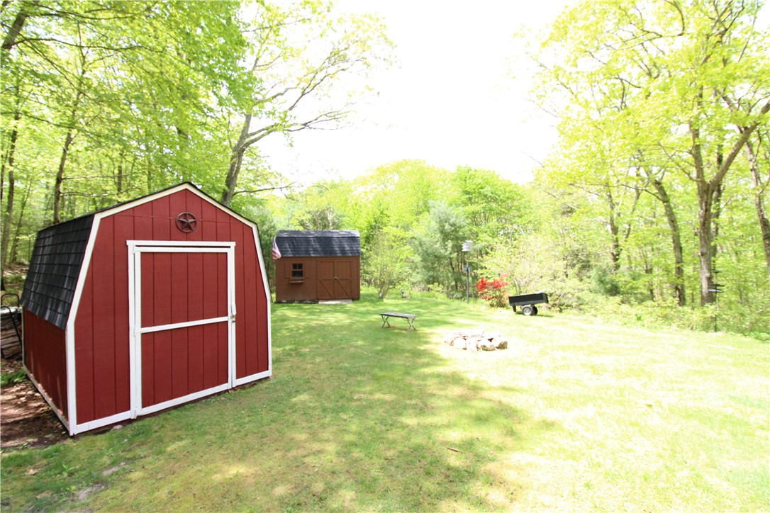 4112 Flat River Road Coventry, RI 02827 - Photo 6 of 37