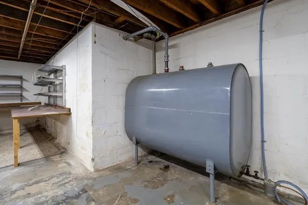 a view of a storage & utility room