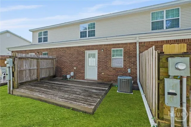 $1,975 | 400 Tibet Avenue, Unit 39, Savannah, GA 31406