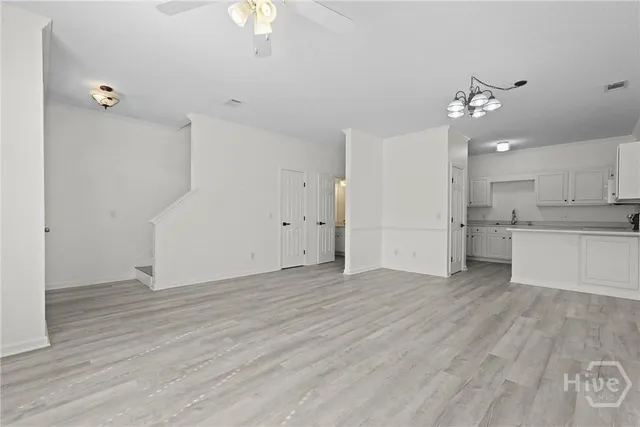 $1,975 | 400 Tibet Avenue, Unit 39, Savannah, GA 31406