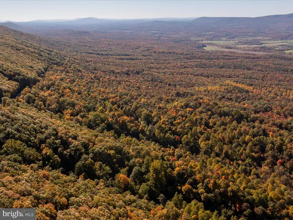 $1,400,000 | 13 & 14, Hedgesville, WV 25427