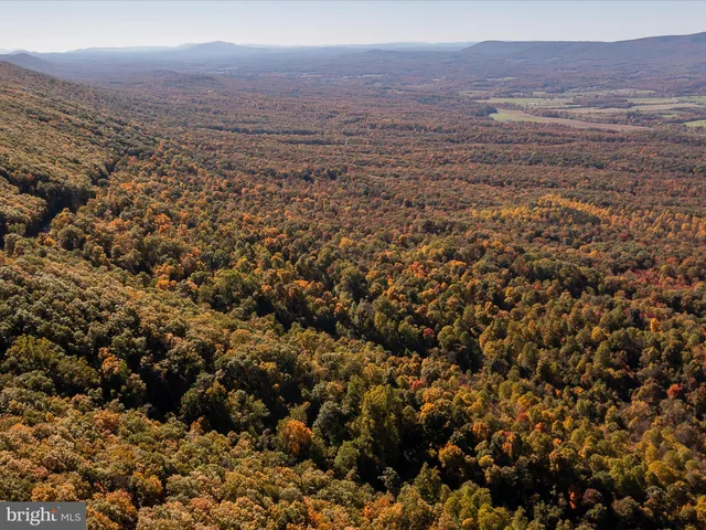 $1,400,000 | 13 & 14, Hedgesville, WV 25427