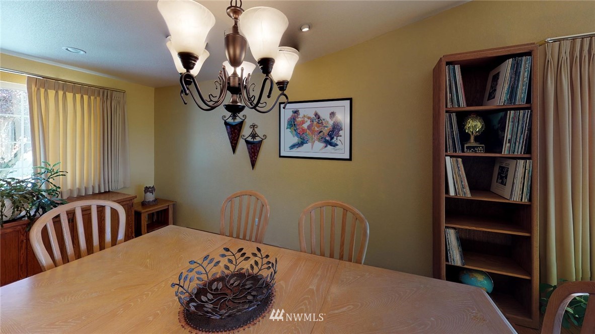 13425 Avon Allen Road Mount Vernon, WA 98273 - Photo 4 of 21
