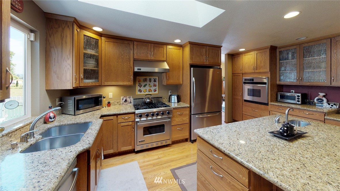 13425 Avon Allen Road Mount Vernon, WA 98273 - Photo 6 of 21