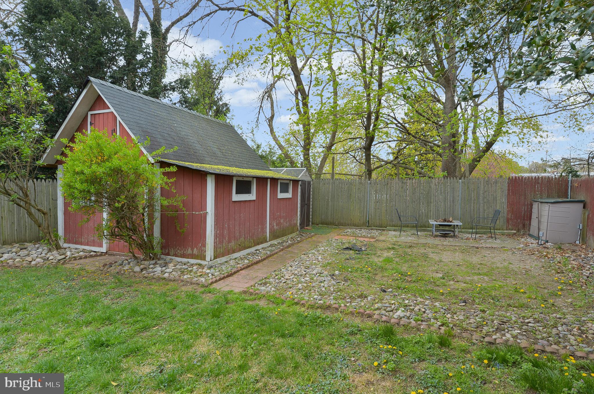 7328 Hill Road Philadelphia, PA 19128 - Photo 31 of 36 Rear Yard View