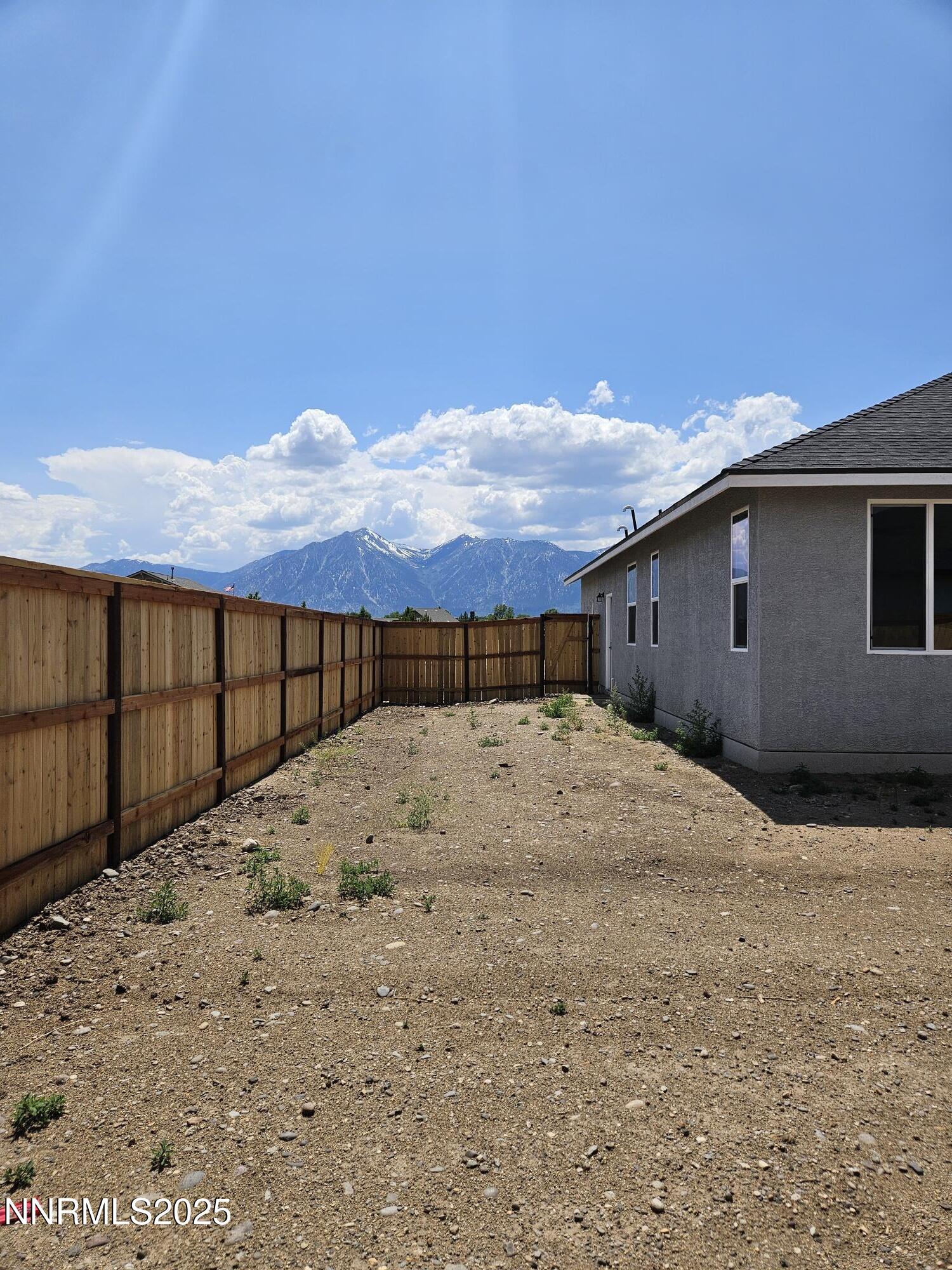 1224 Heybourne Road Gardnerville, NV 89410 - Photo 22 of 23 Sideyard 2