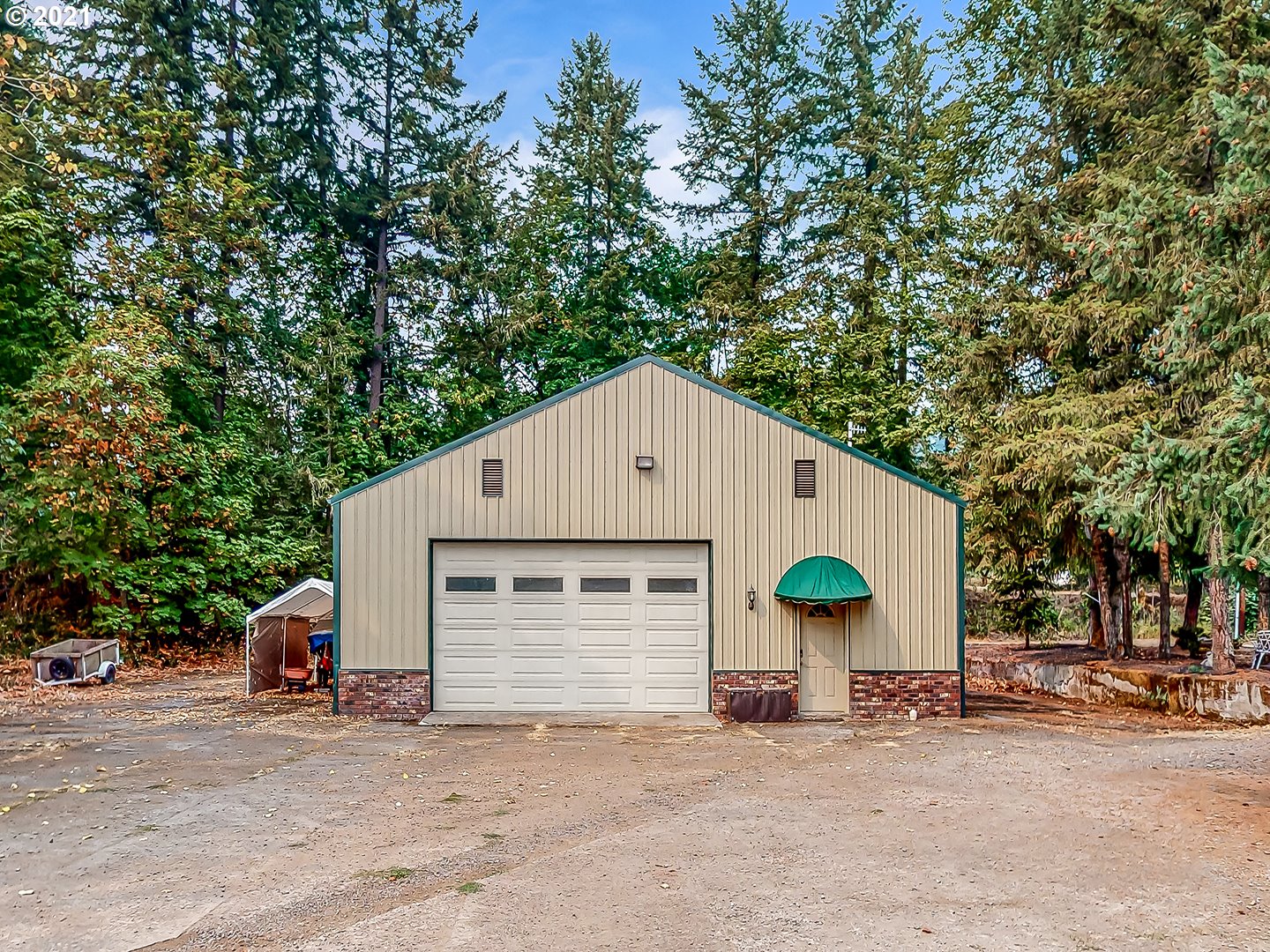38275 Jasper Lowell Road Fall Creek, OR 97438 - Photo 24 of 32