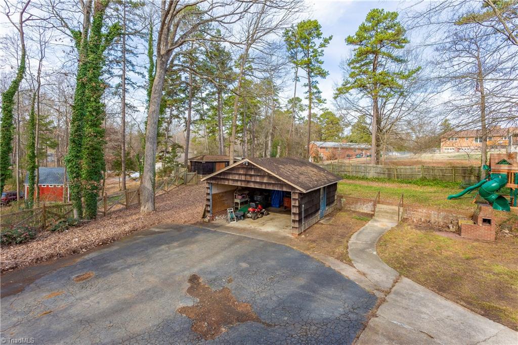 3511 Rolling Road High Point, NC 27265 - Photo 20 of 21