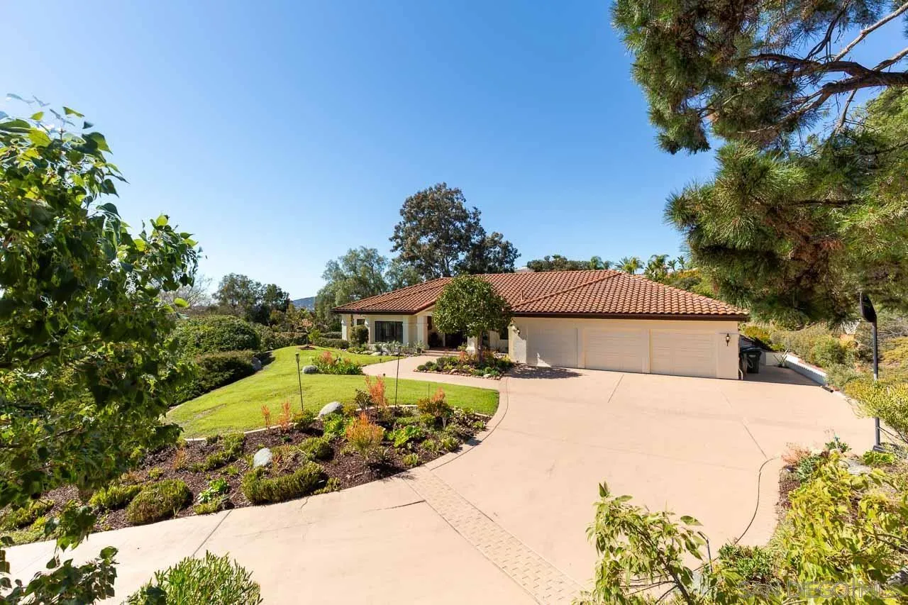 13012 Solera Way Poway, CA 92064 - Photo 4 of 45