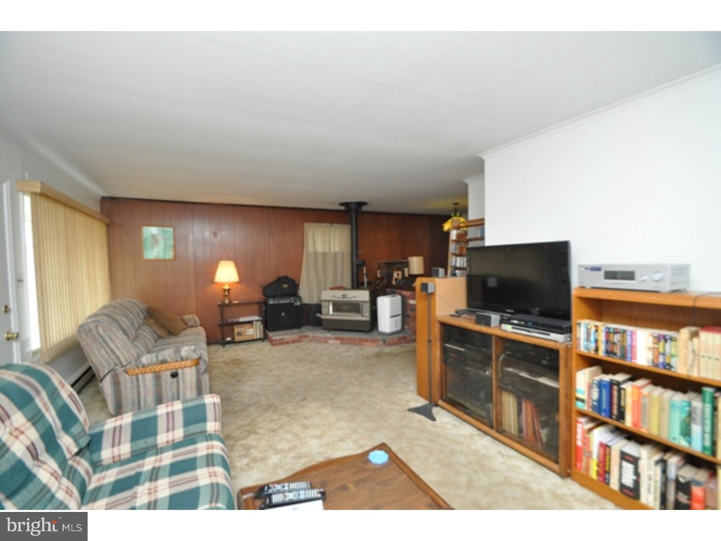 3103 Salisbury Drive Allentown, PA 18103 - Photo 4 of 16 Gallery Image 4