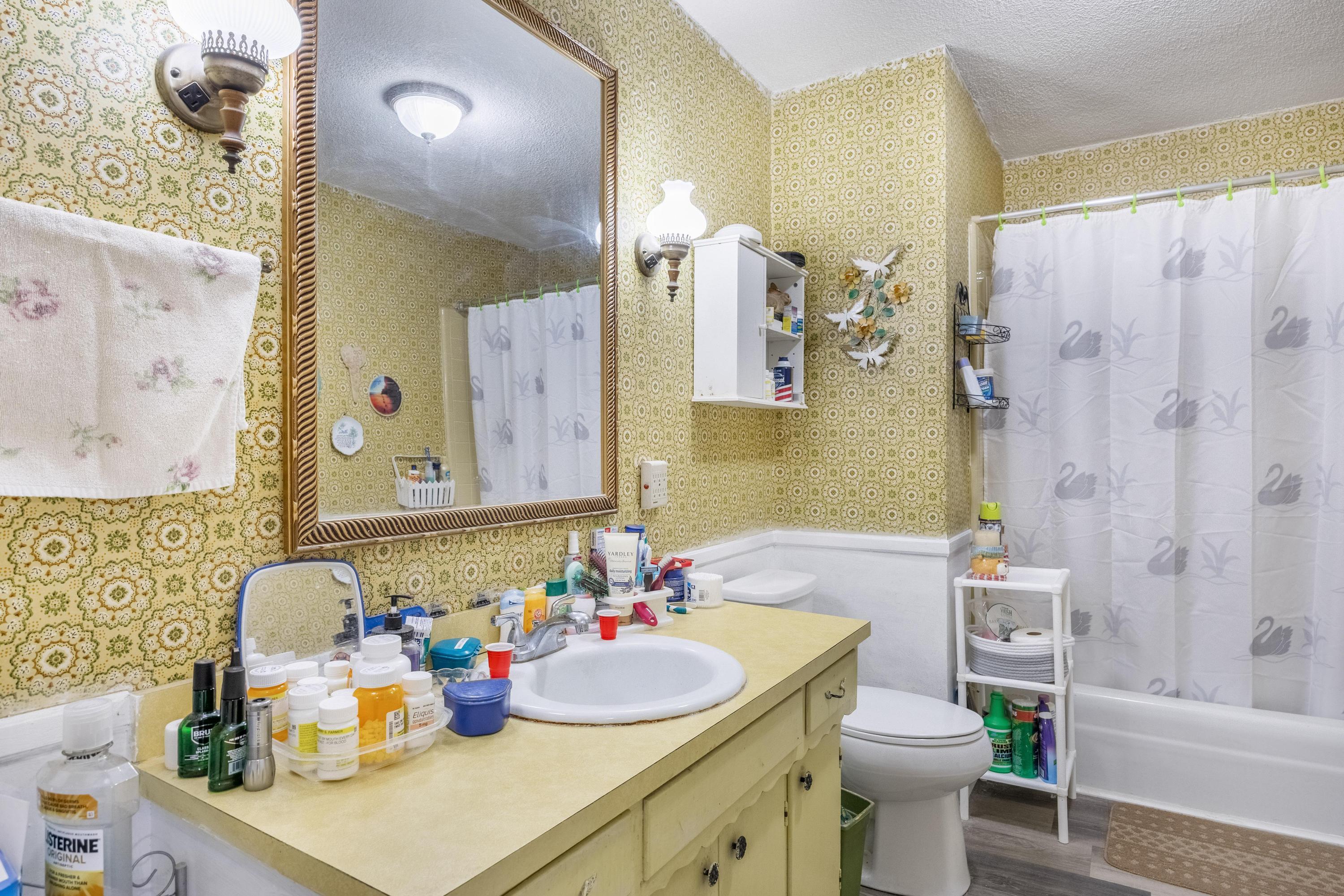556 No Pone Valley Road Northwest Georgetown, TN 37336 - Photo 13 of 30 Hall Bath