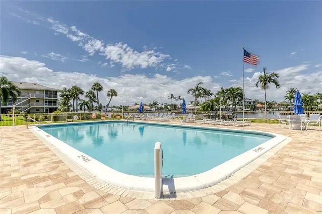 $380,000 | 745 Southeast 19th Avenue, Unit 138, Deerfield Beach, FL 33441