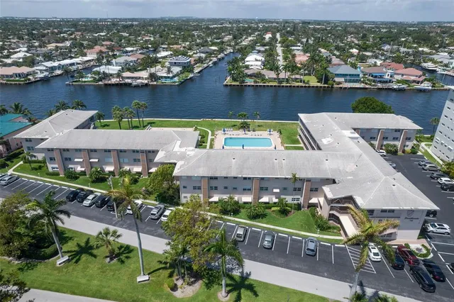 $380,000 | 745 Southeast 19th Avenue, Unit 138, Deerfield Beach, FL 33441