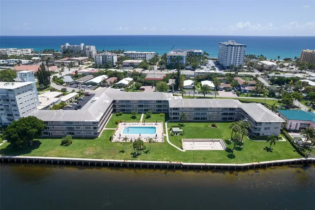 $380,000 | 745 Southeast 19th Avenue, Unit 138, Deerfield Beach, FL 33441