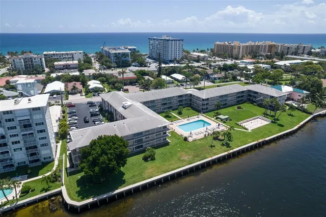 $380,000 | 745 Southeast 19th Avenue, Unit 138, Deerfield Beach, FL 33441