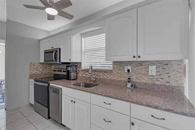 $380,000 | 745 Southeast 19th Avenue, Unit 138, Deerfield Beach, FL 33441