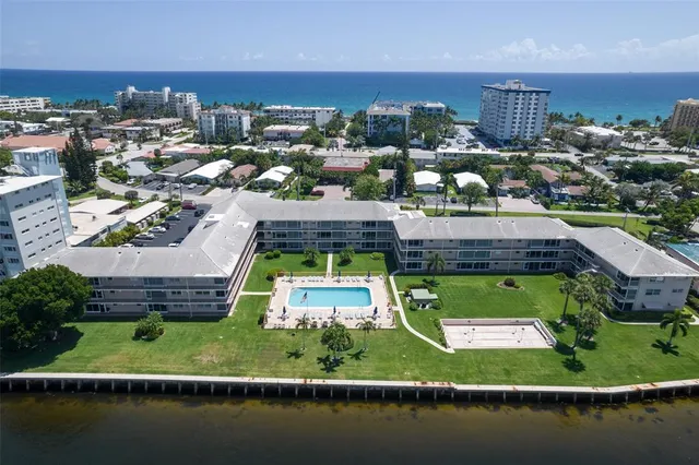 $380,000 | 745 Southeast 19th Avenue, Unit 138, Deerfield Beach, FL 33441