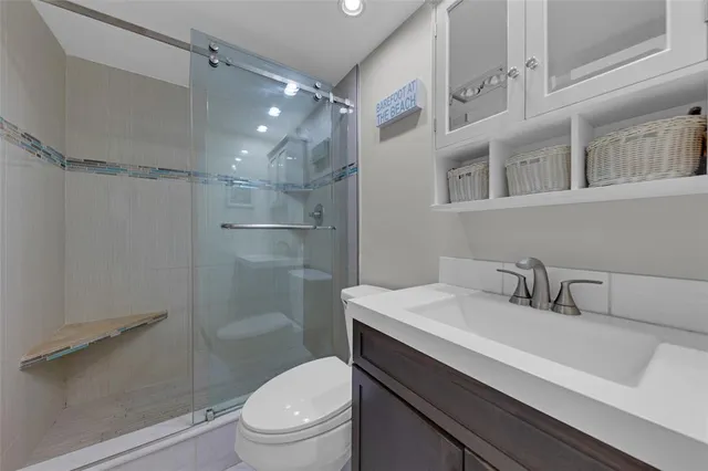 $380,000 | 745 Southeast 19th Avenue, Unit 138, Deerfield Beach, FL 33441