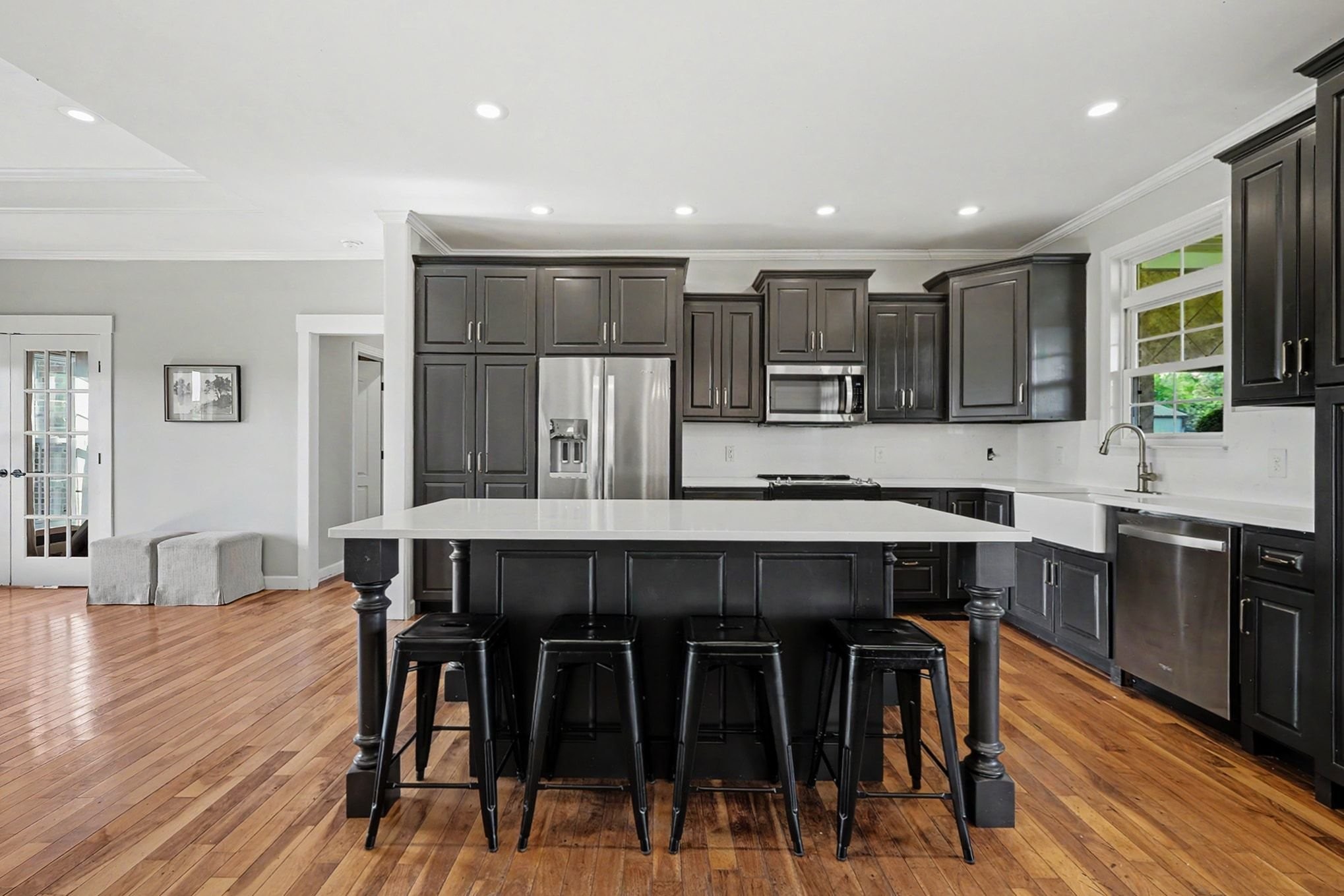 2829 Anes Station Road Lewisburg, TN 37091 - Photo 11 of 43 a large kitchen with a table and chairs in it
