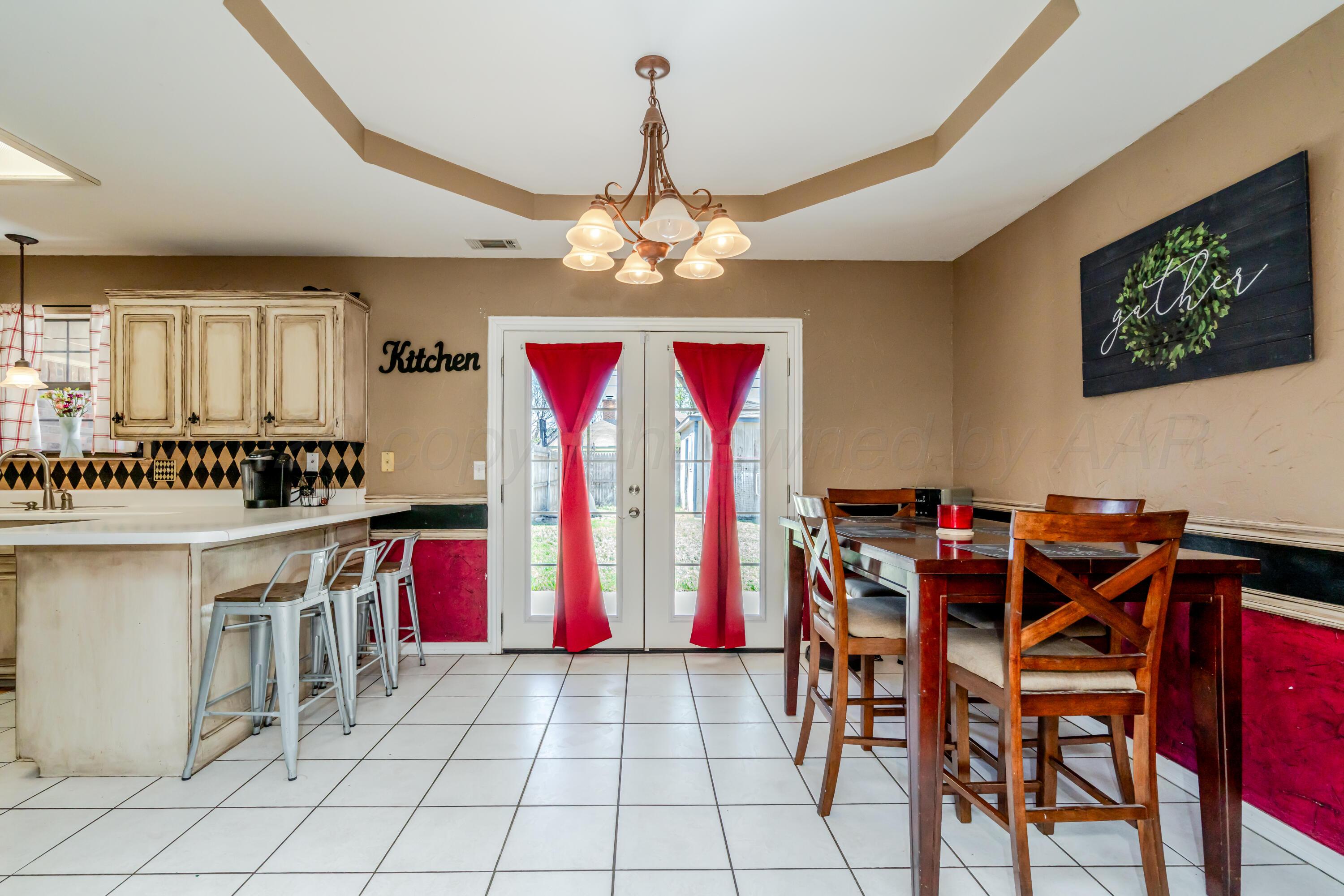 8010 Claret Street Amarillo, TX 79110 - Photo 11 of 36 Kitchen-Dining