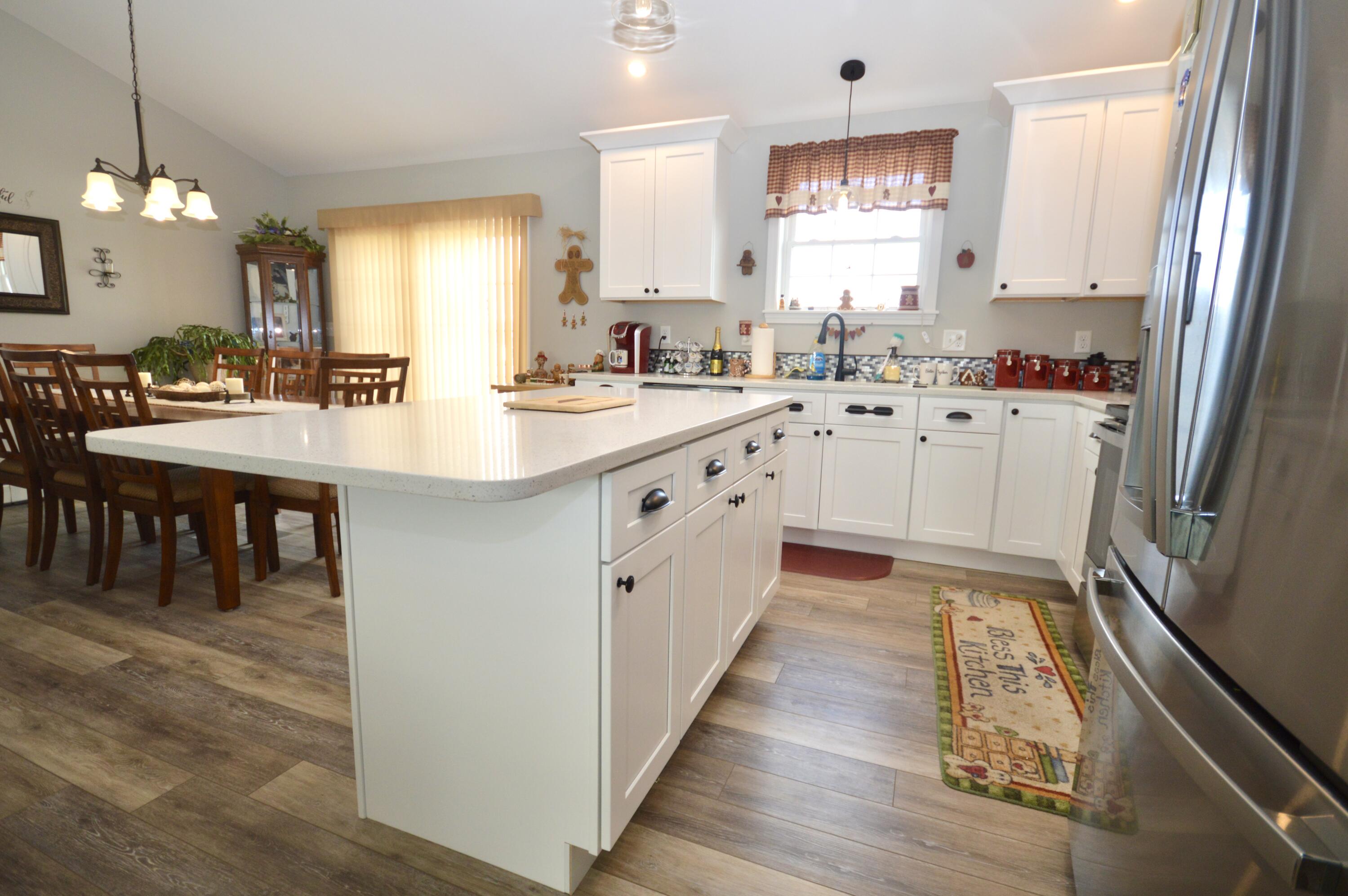 879 Blackstream Road Hermon, ME 04401 - Photo 11 of 40 DSC_0200