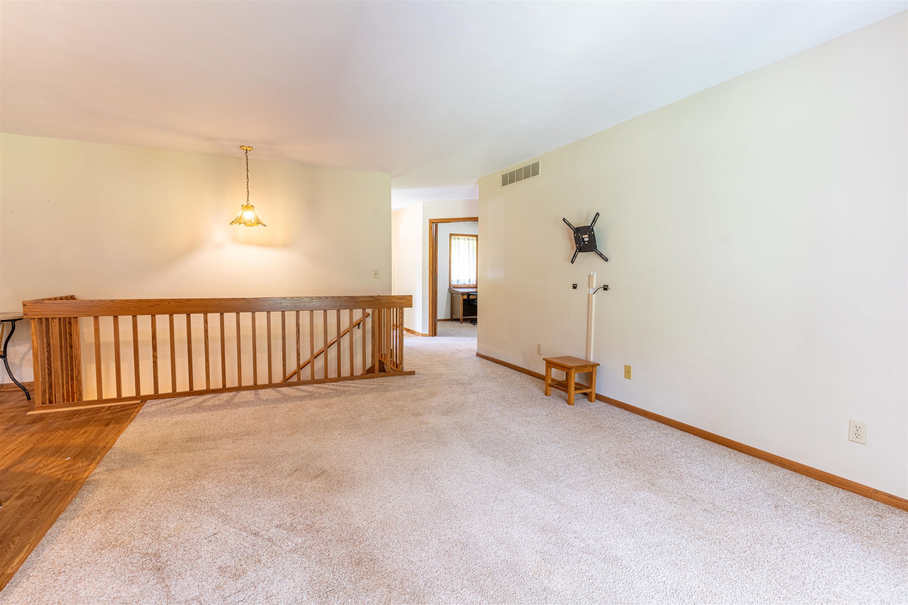 11681 Olson Road Belvidere, IL 61008 - Photo 8 of 42