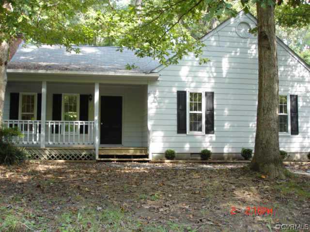 1401 Lockett Ridge Road Midlothian, VA 23114 - Photo 1 of 1 Exterior Front - Front view
