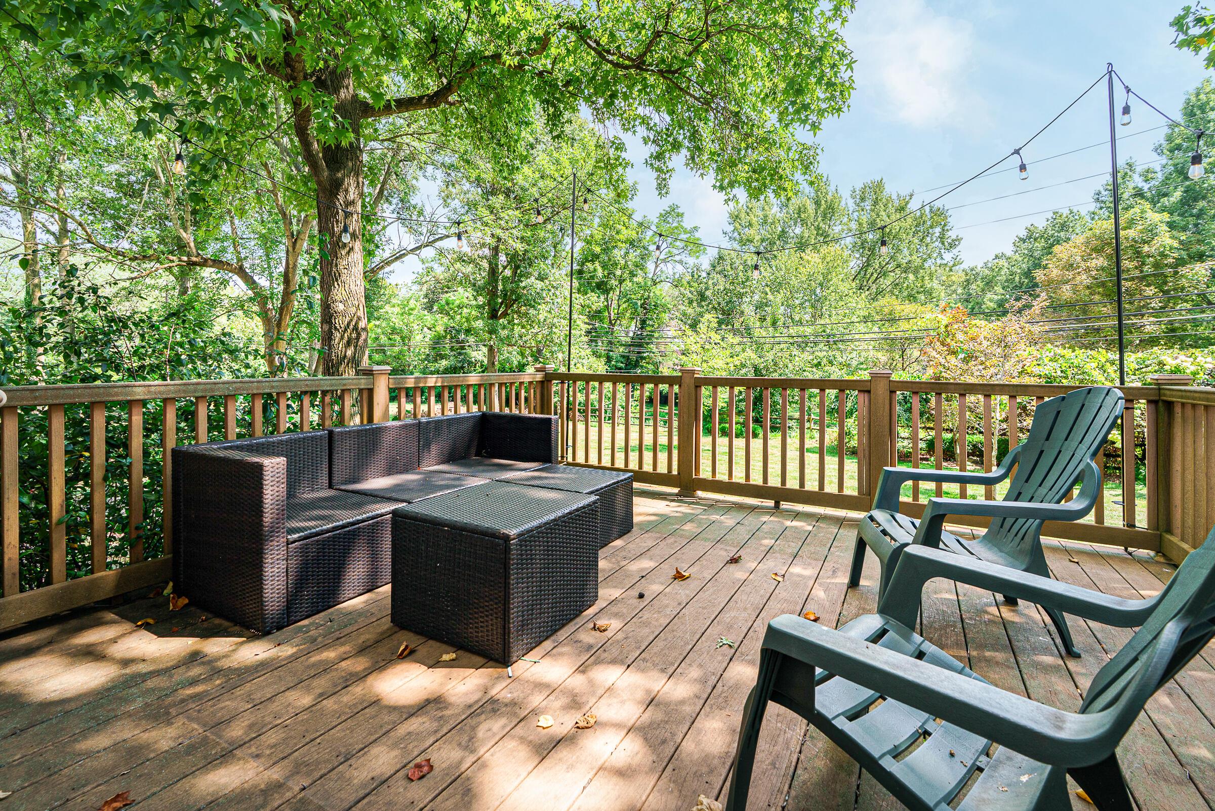 5861 Effingham Rd-8