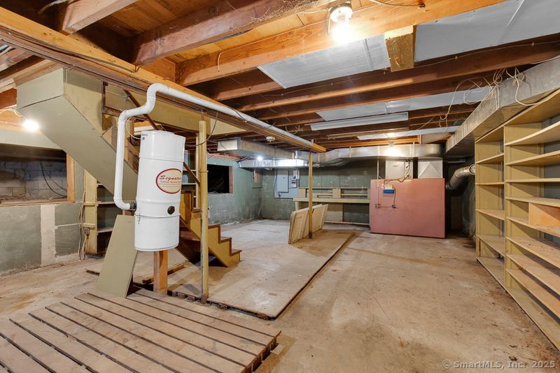 208 Woodcreek Road Bethlehem, CT 06751 - Photo 20 of 29