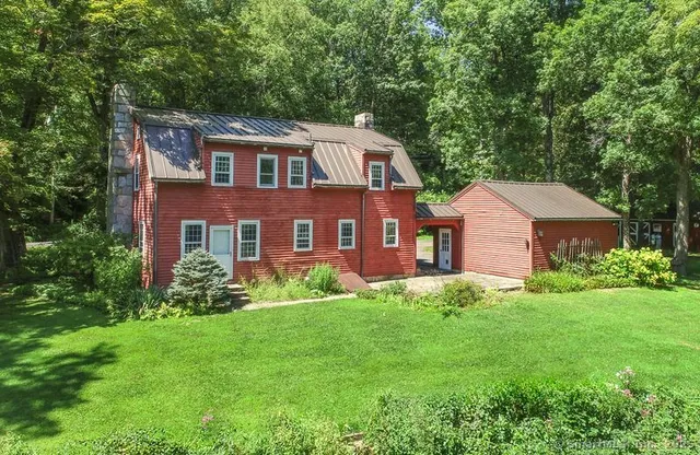 a house view with a garden space