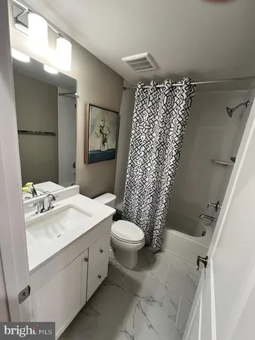 $3,900 | 24135 Pissarro Drive, Sterling, VA 20166