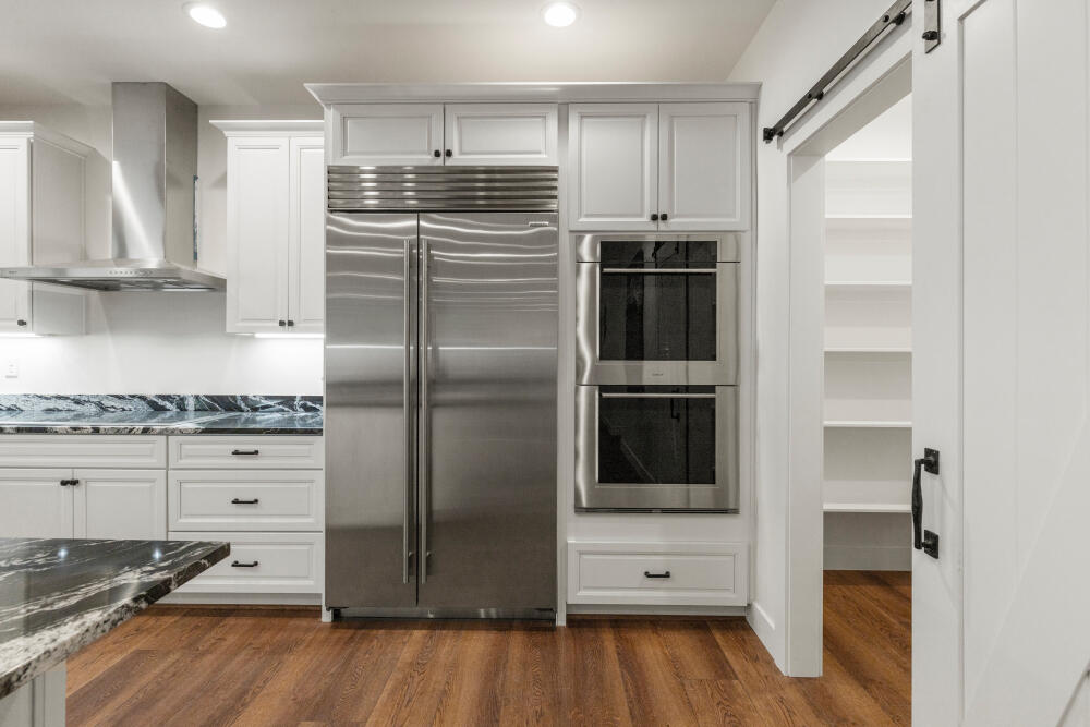 11635 Merganser Road Klamath Falls, OR 97601 - Photo 22 of 68 Wolf Double Wall Ovens & Wolf 5 Burner Induction cook-top