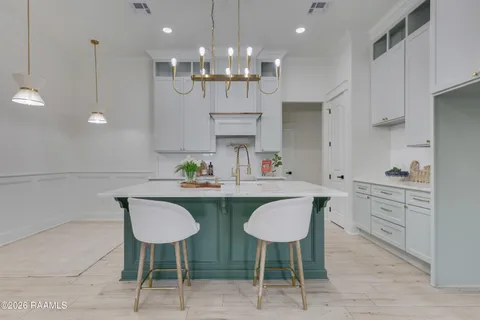 $315,000 | 111 Offord Street, Lafayette, LA 70506