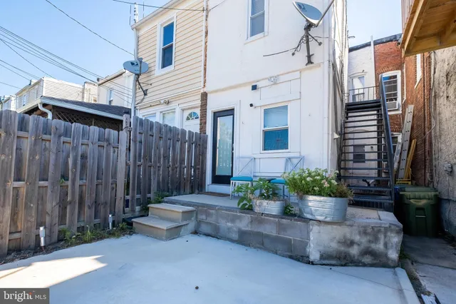 $1,900 | 3452 Elm Avenue, Unit 2, Baltimore, MD 21211