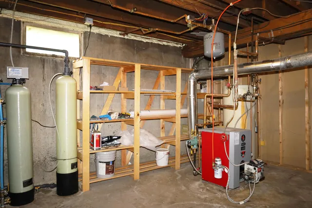 $409,900 | 2676 South Wheelock Road, Lyndon, VT 05851