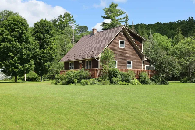 $409,900 | 2676 South Wheelock Road, Lyndon, VT 05851
