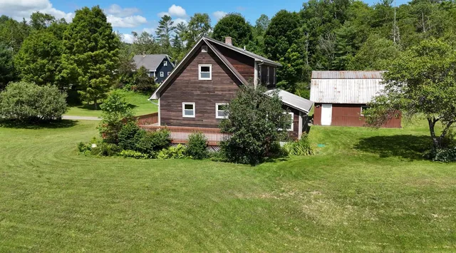 $409,900 | 2676 South Wheelock Road, Lyndon, VT 05851