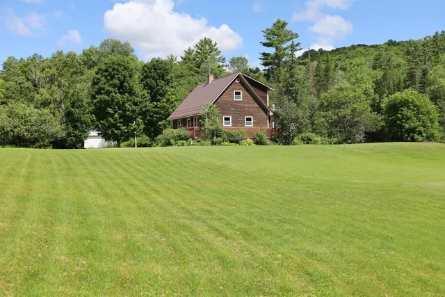 $409,900 | 2676 South Wheelock Road, Lyndon, VT 05851