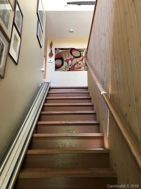 401 Robin Hood Road Brevard, NC 28712 - Photo 3 of 19 Gallery Image 3