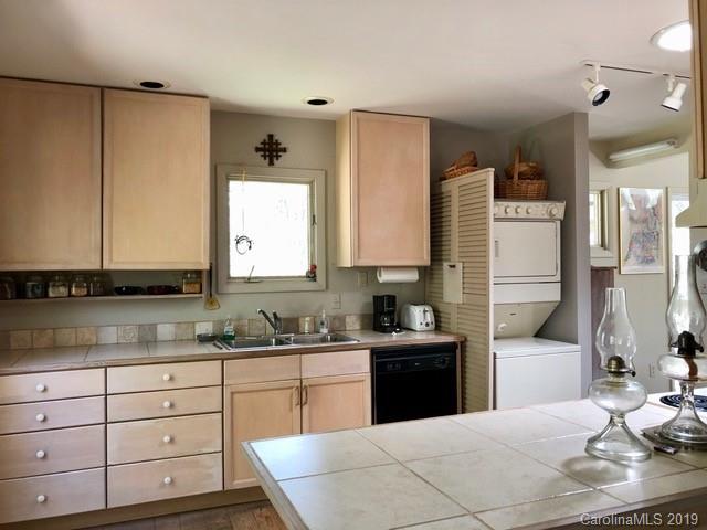 401 Robin Hood Road Brevard, NC 28712 - Photo 7 of 19 Gallery Image 7